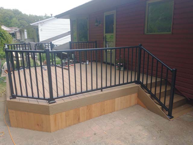 Composite deck with railing 3